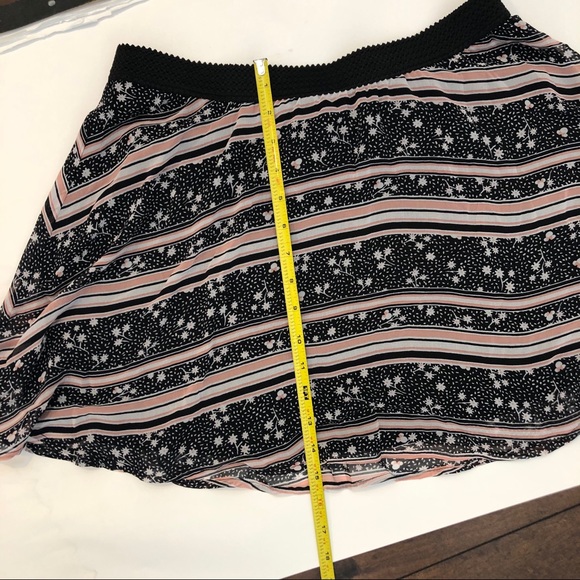 Disney Minnie Rocks The Dots Black Pink Stripe - Picture 6 of 7